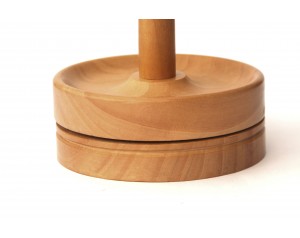 Wooden Yarn Holder with Twirling Mechanism